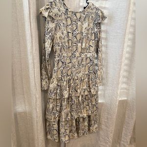 Long sleeve drop waist snake skin printed dress with ruffles. Small